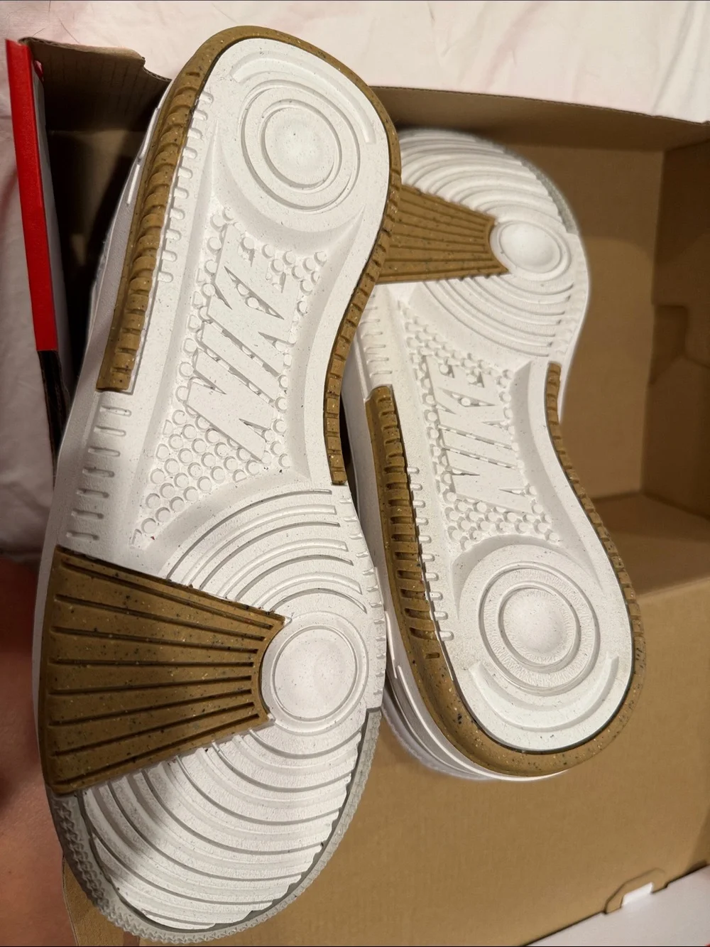 Nike Gamma Force Sneakers White Phantom Light Bone